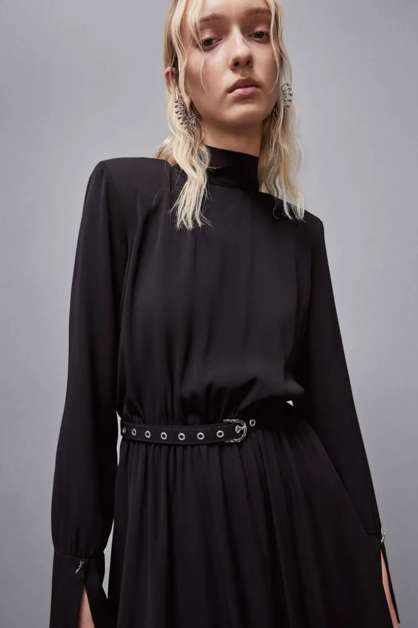 Abito con cintura in twill Essential
