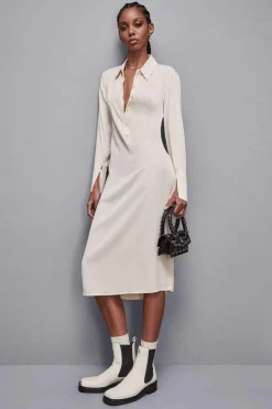 Abito con fusciacca in twill Essential