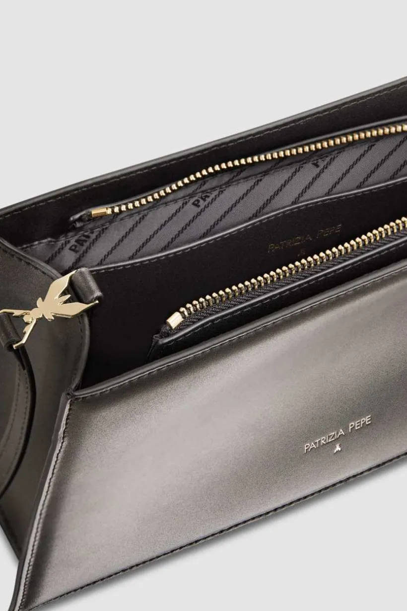 Borsa pocket con zip a tracolla in pelle