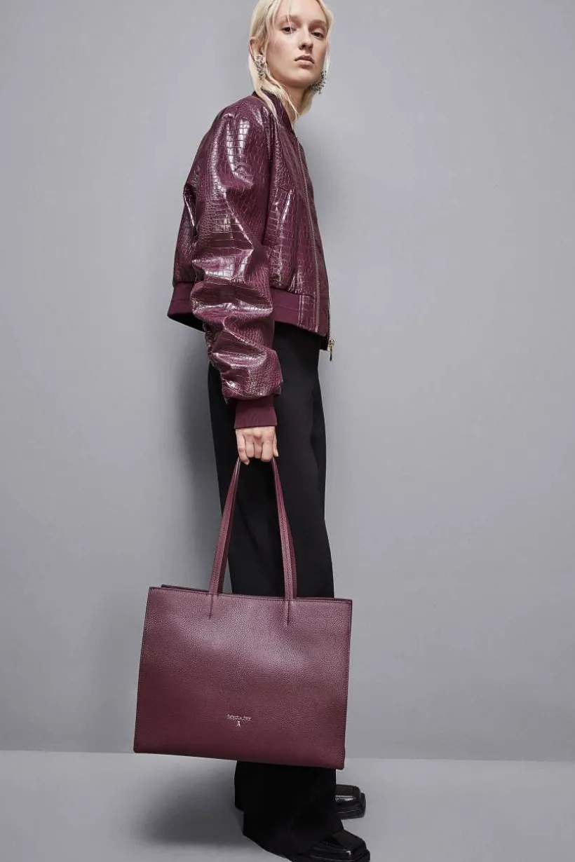 Borsa shopping in pelle martellata