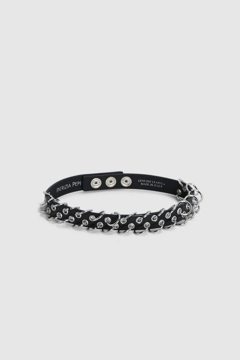 Choker con borchie in nikel e pelle