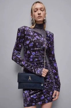Clutch con tracolla a catena
