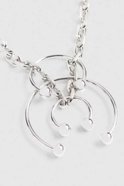 Collana lunga con piercing