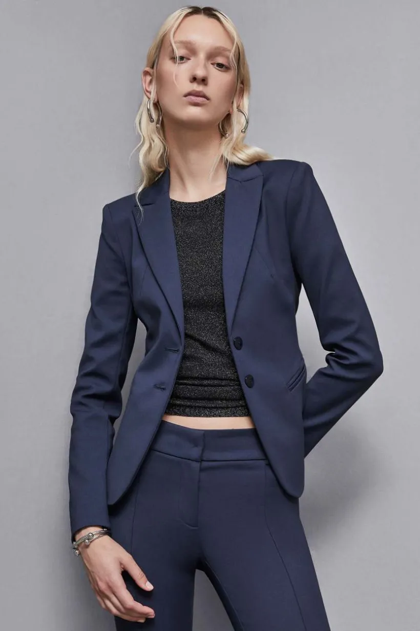 Giacca slim 2 bottoni