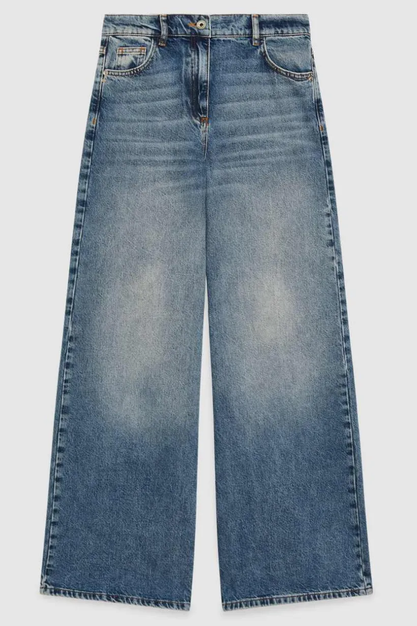 Jeans a vita bassa e gamba larga