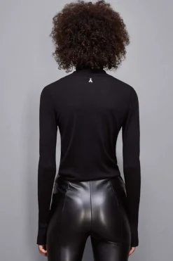 Maglia in lana a collo alto slim fit