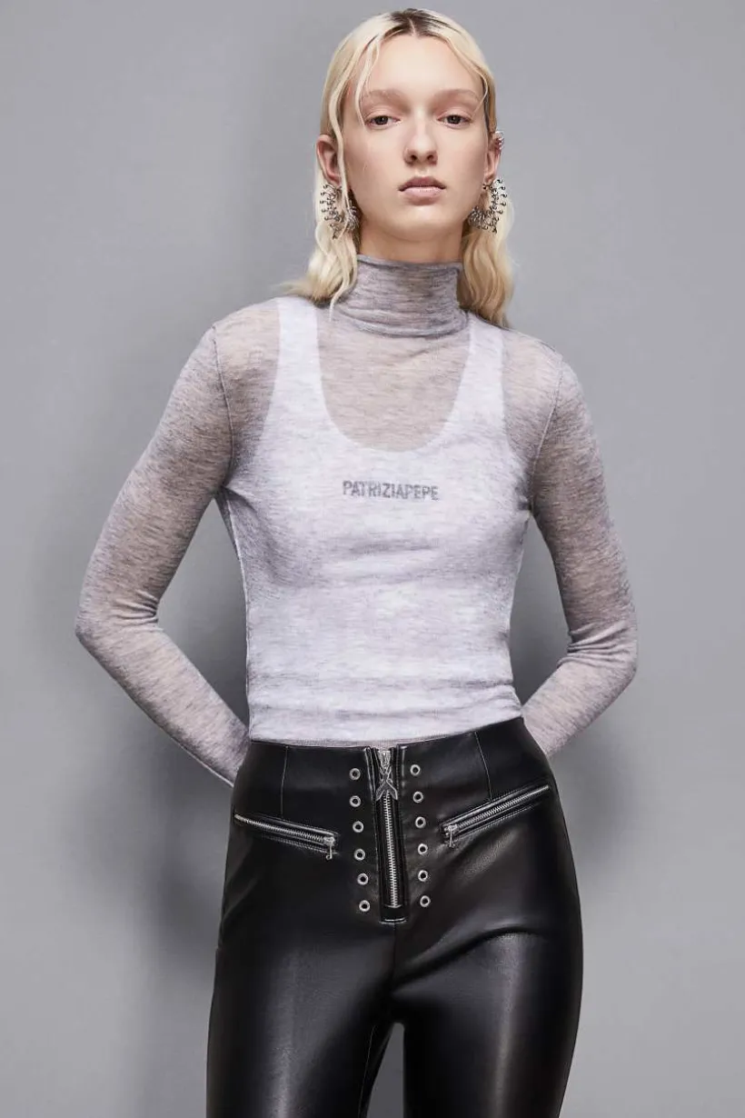 Maglia in lana a collo alto