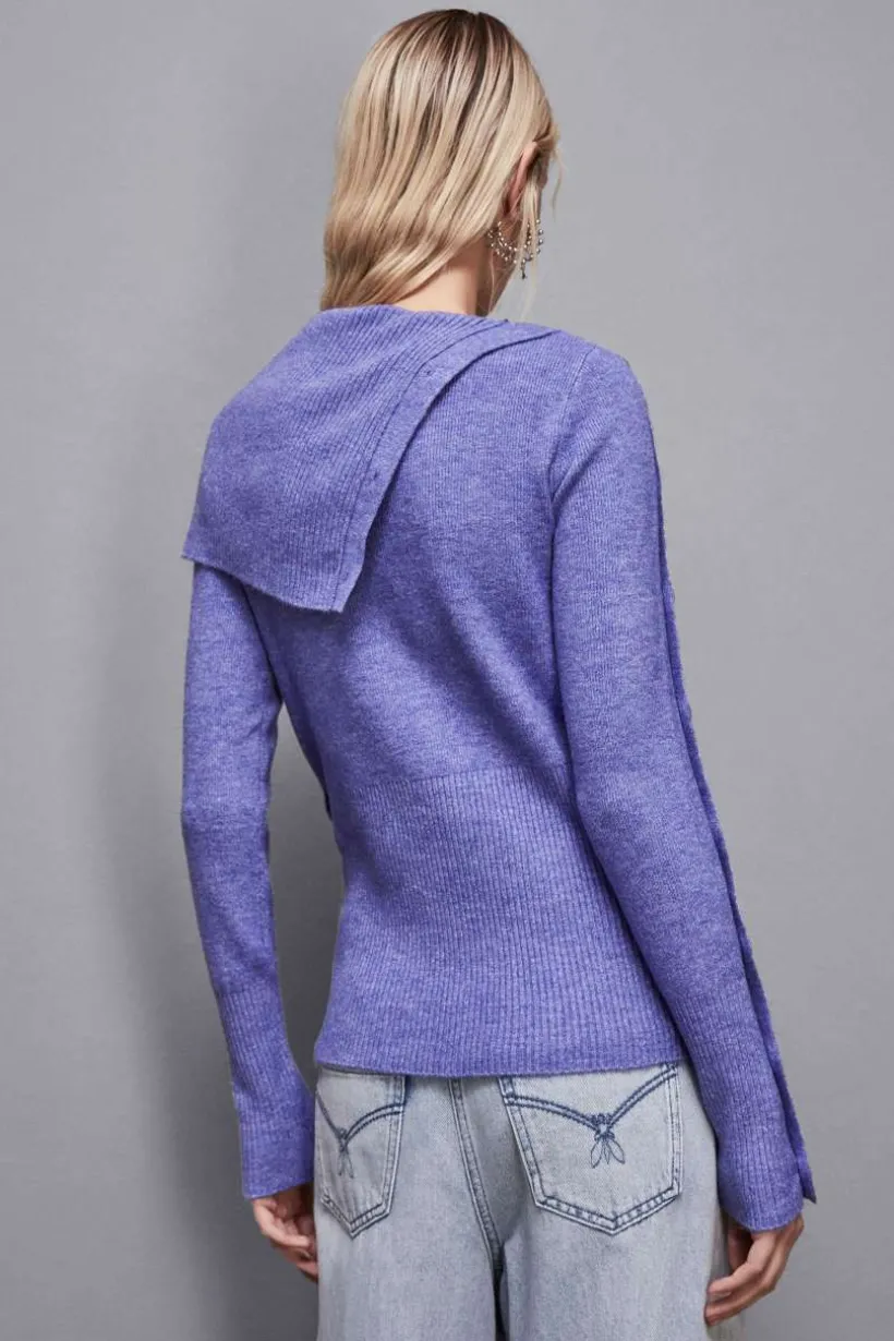 Maglia morbida con bottoni