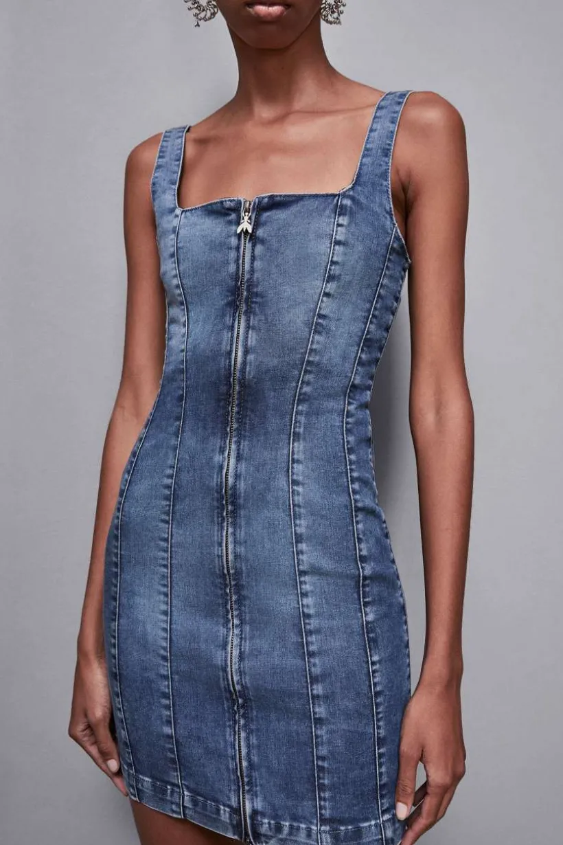 Mini abito in jeans senza maniche