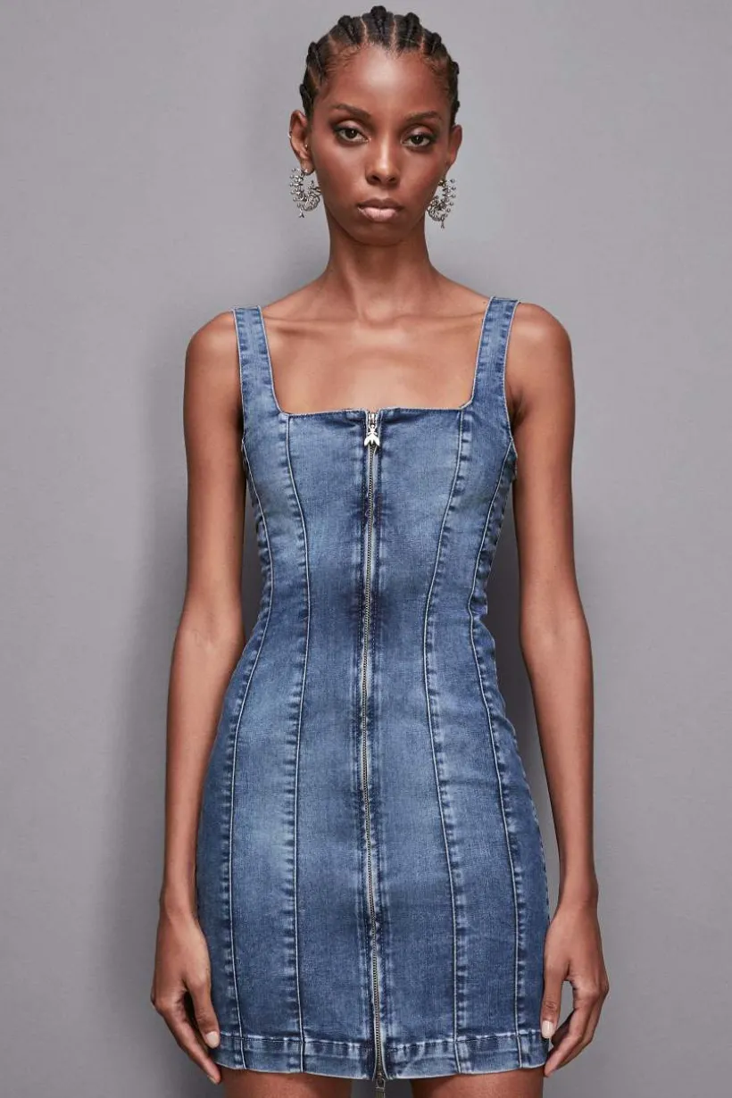 Mini abito in jeans senza maniche