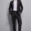 Pantalone con nuovo taglio a sigaretta