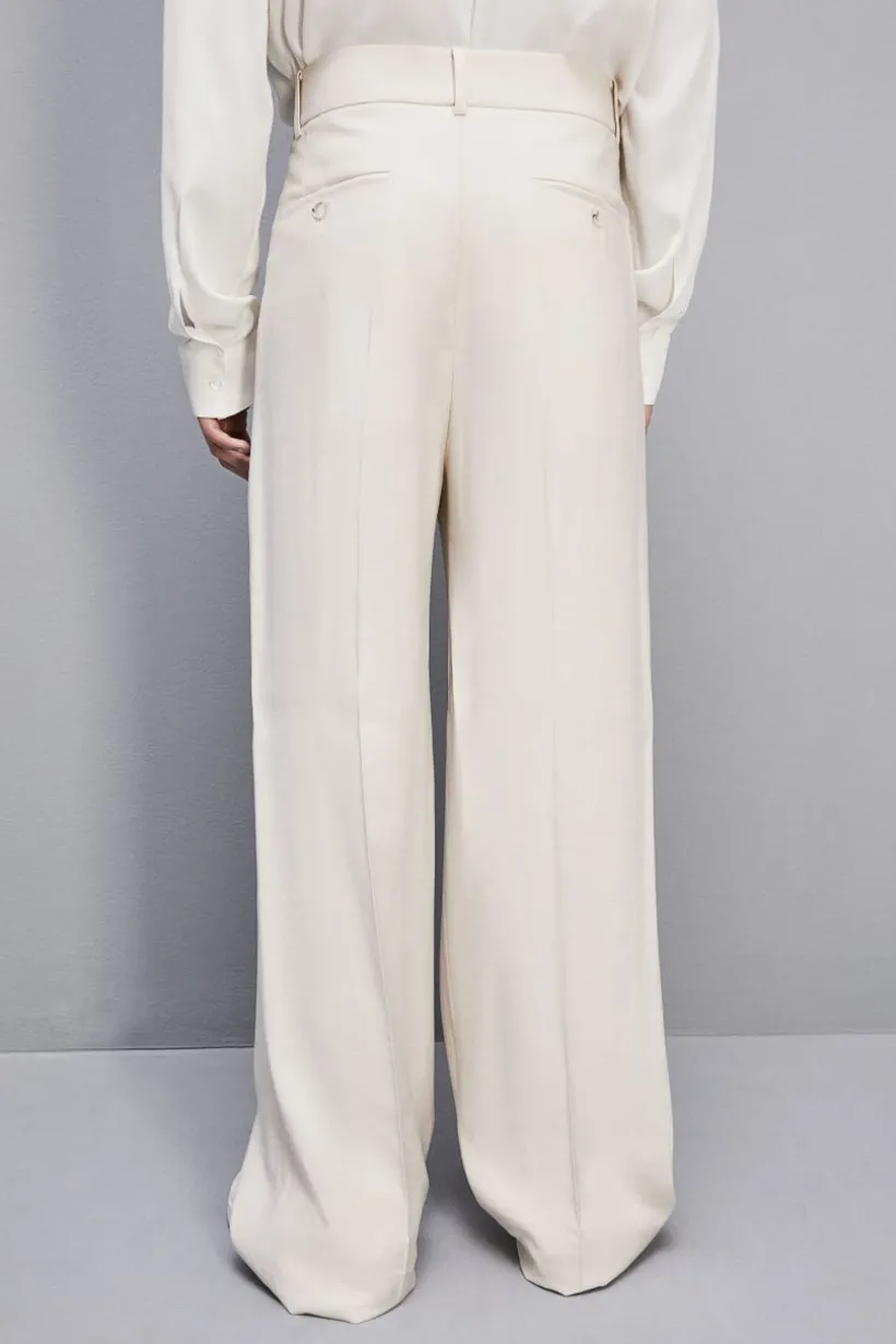 Pantalone con pinces in twill di viscosa