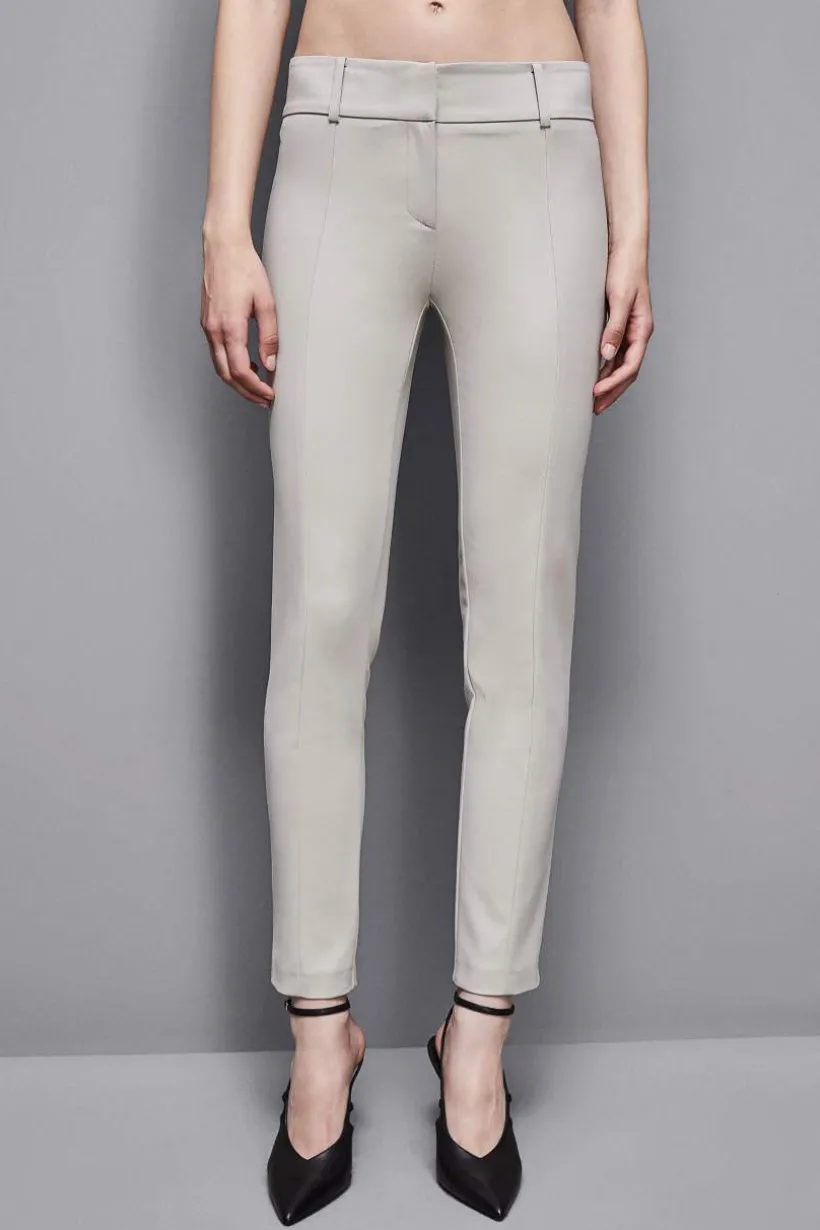 Pantalone slim alla caviglia
