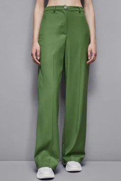 Pantaloni con pinces in flanella