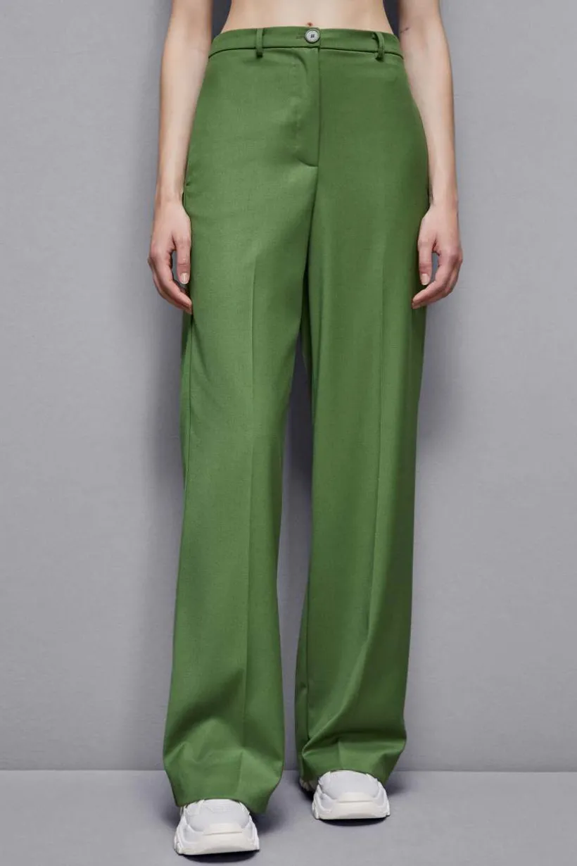 Pantaloni con pinces in flanella