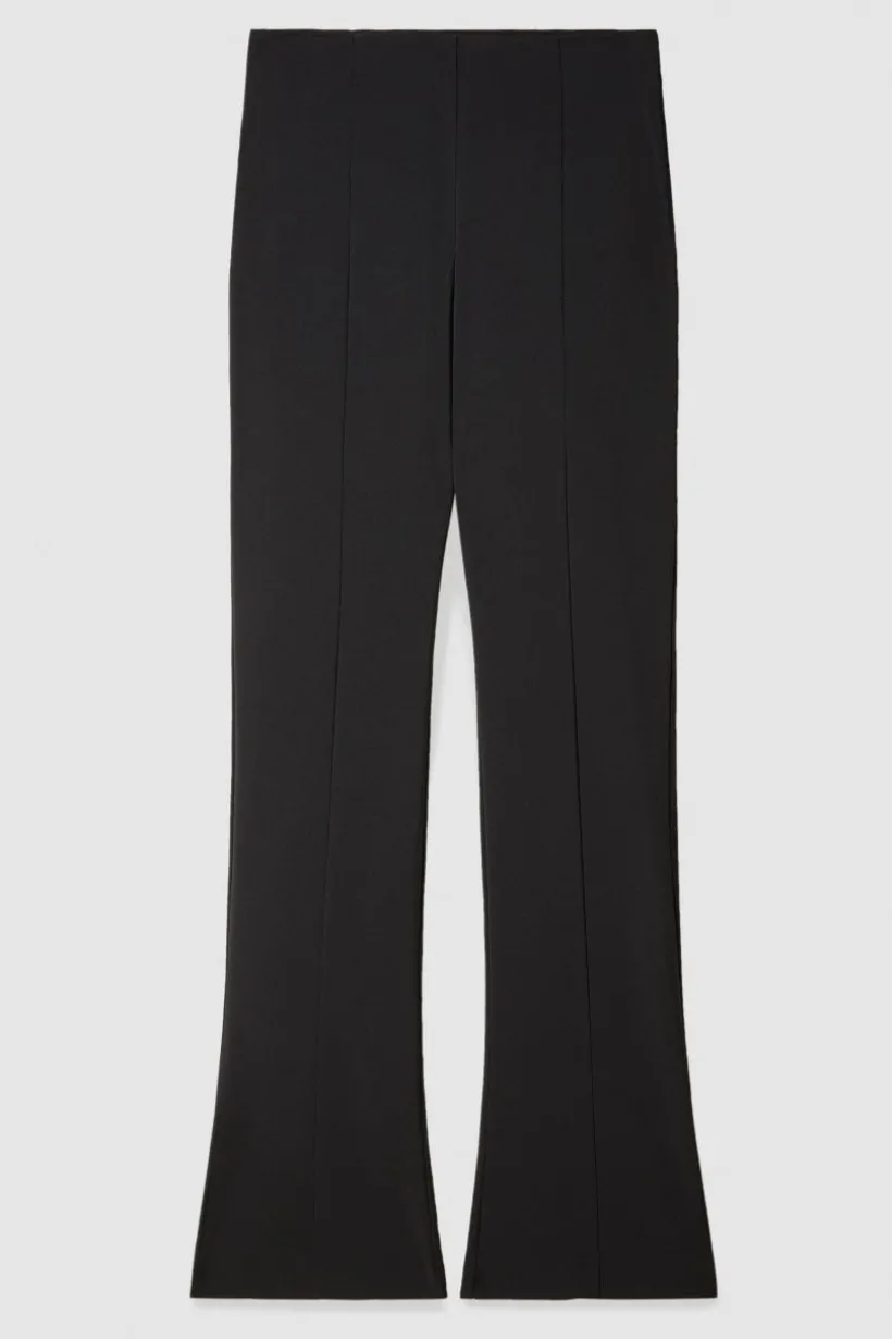 Pantaloni slim