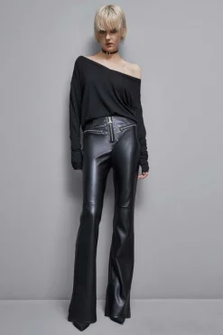 Pantaloni svasati a vita alta in similpelle