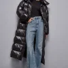 Piumino lungo in nylon lucido