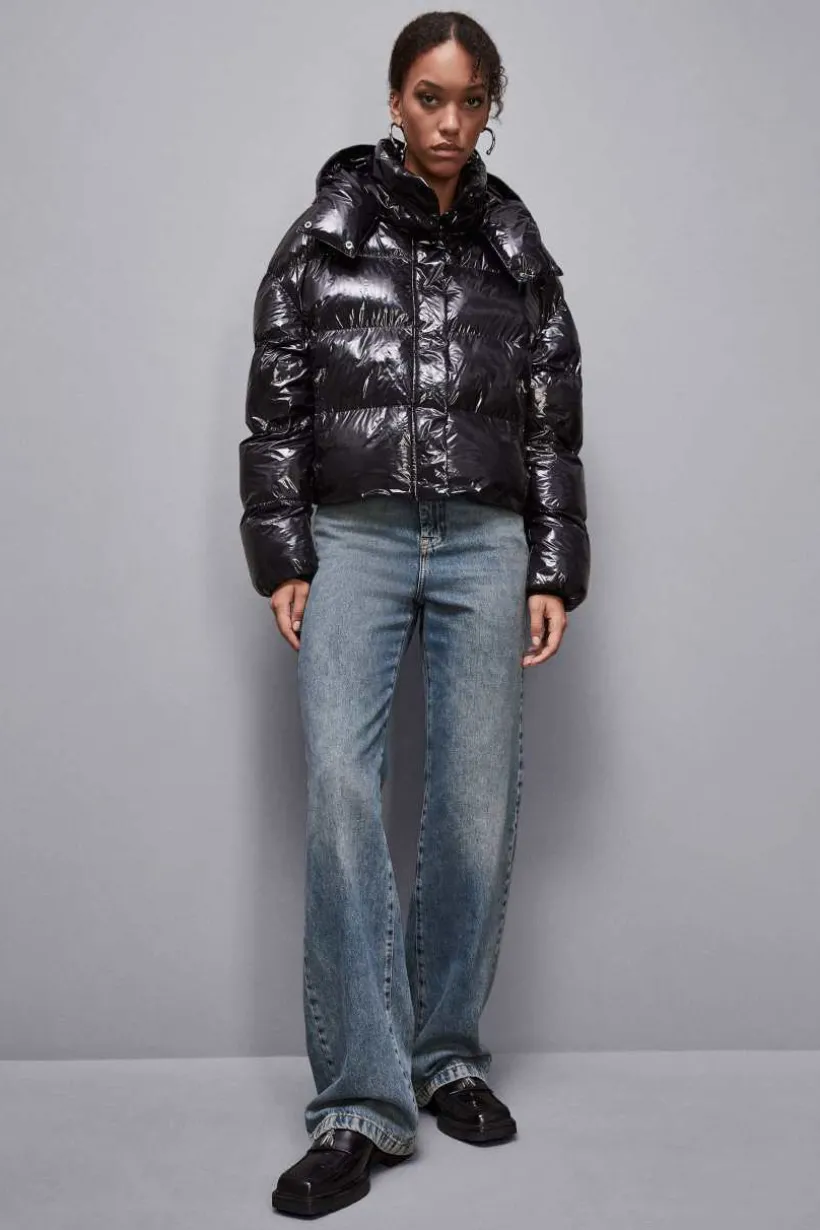 Piumino lungo in nylon lucido