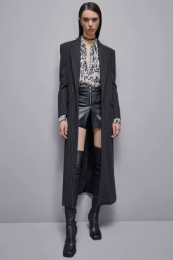 Short a vita bassa con zip in ecopelle