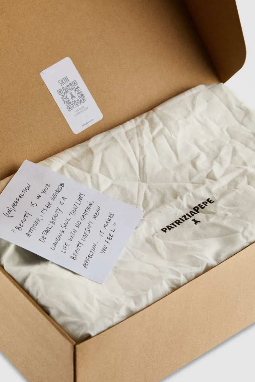 SKIN Sneakers "Born in '93" in nappa