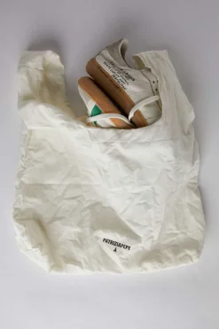 SKIN Sneakers in nappa con Lettering